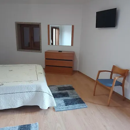 Casa Novelhos 招待所 Rio de Moinhos (Aveiro)