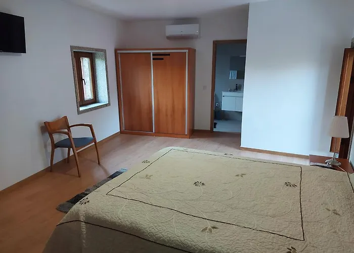 Casa Novelhos Pensión 4*