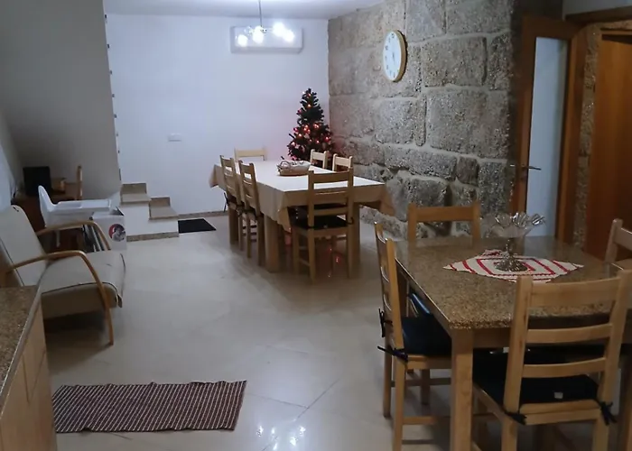 Casa Novelhos Pensión 4*